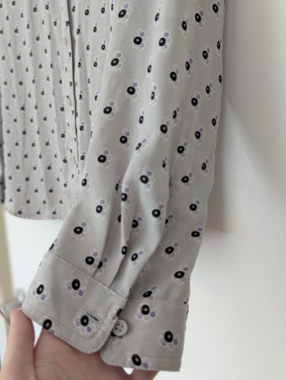 Loft Light Gray Printed Button-Down Shirt - Women - Picture 6 of 8
